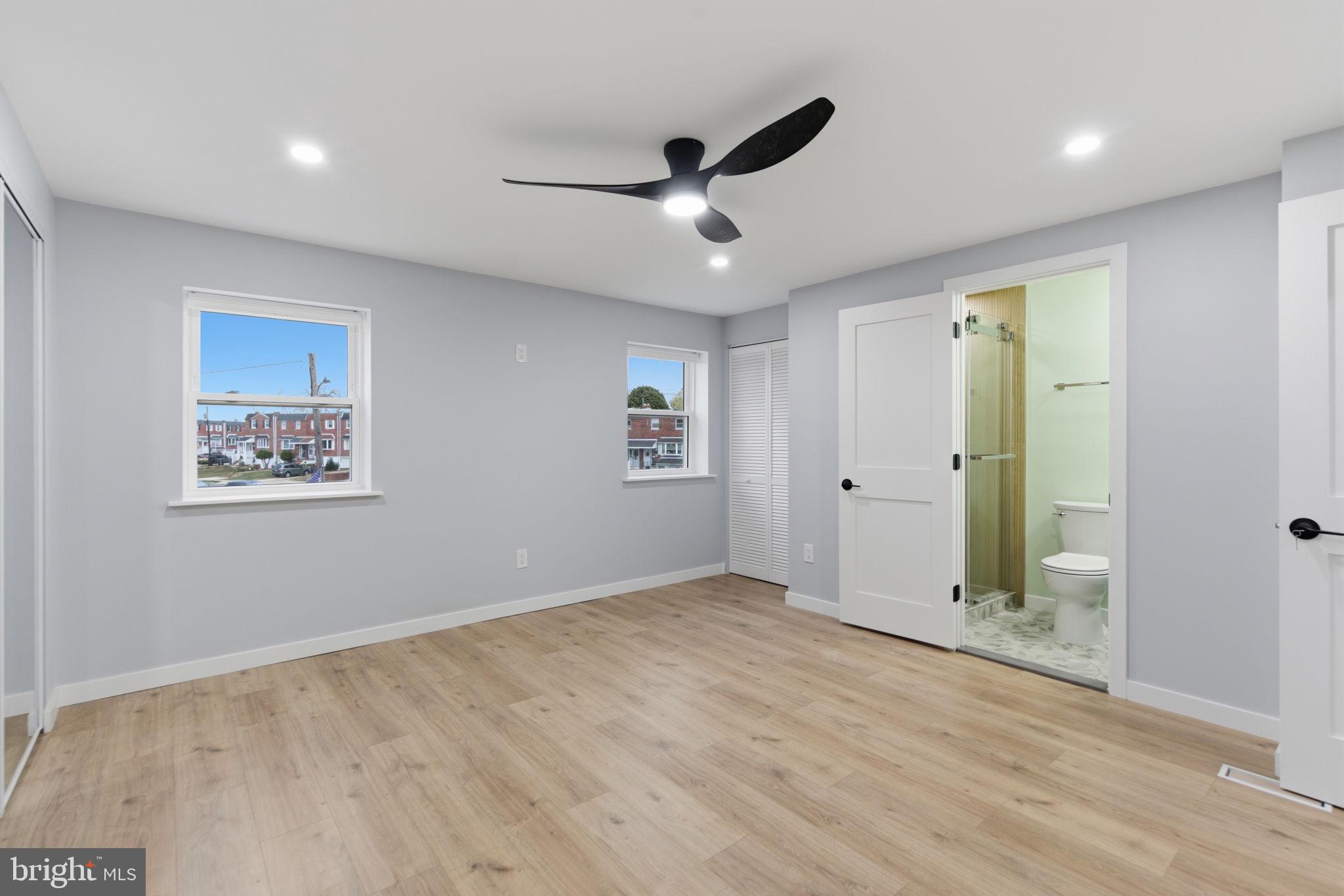 PARKWOOD - Residential Lease