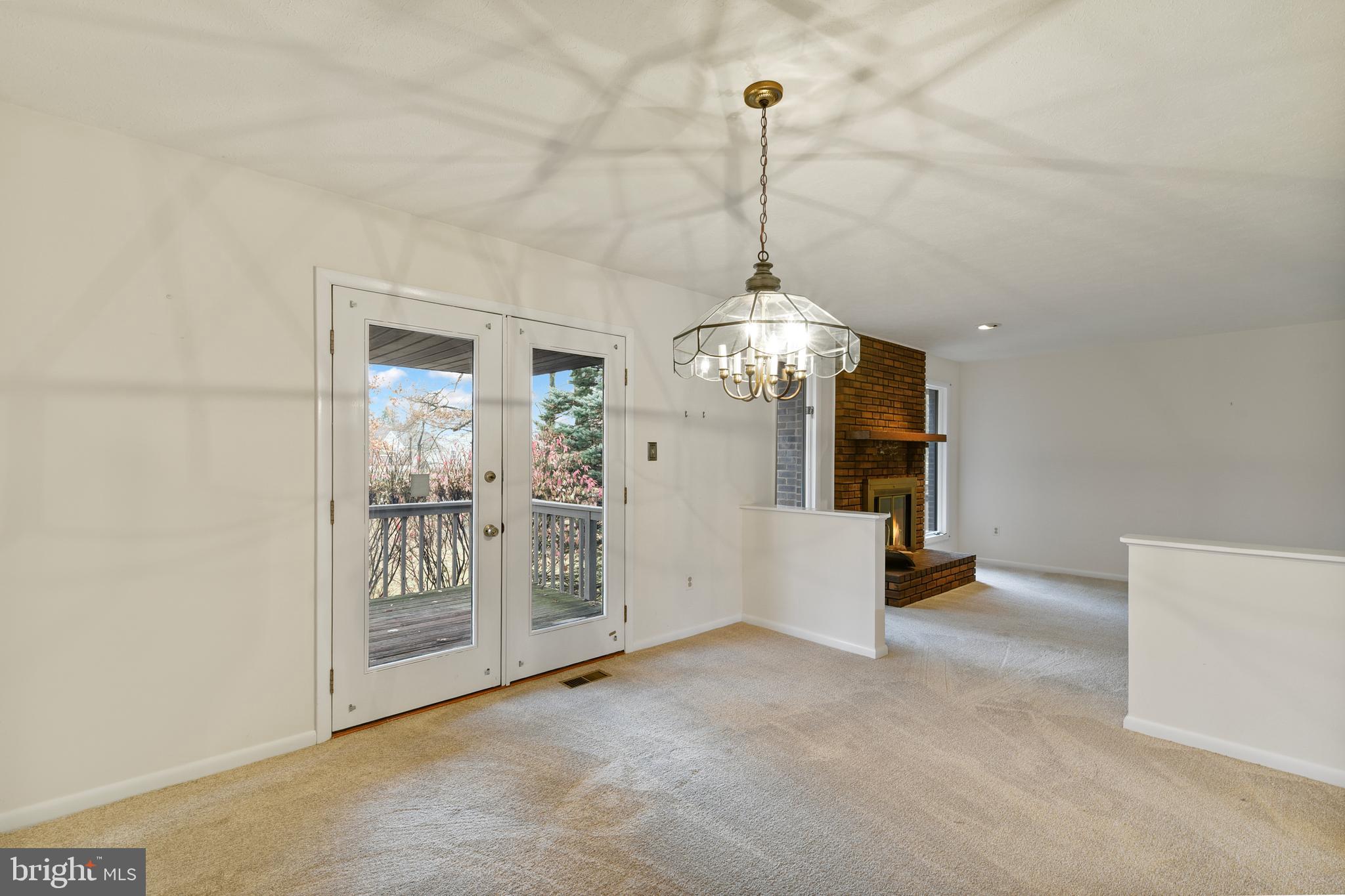 PERRING WOODS - Residential