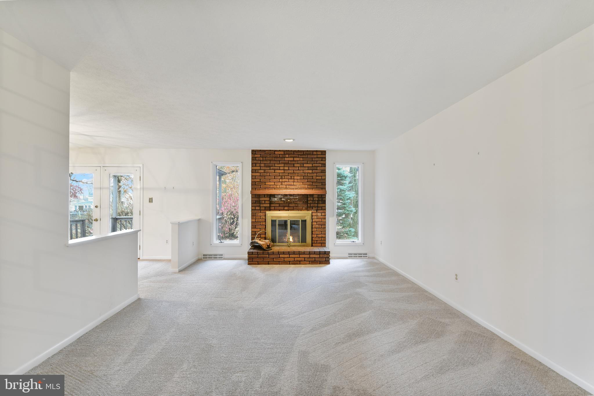 PERRING WOODS - Residential