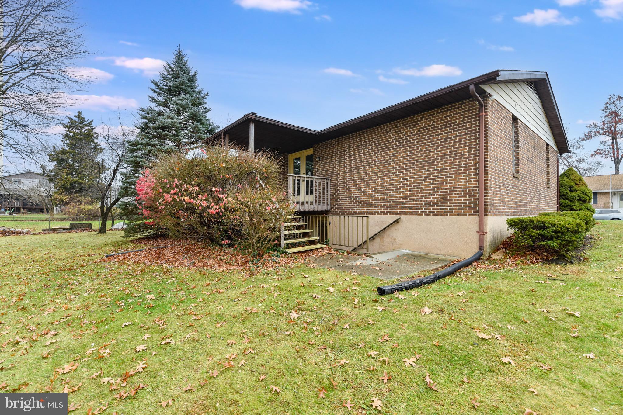 PERRING WOODS - Residential