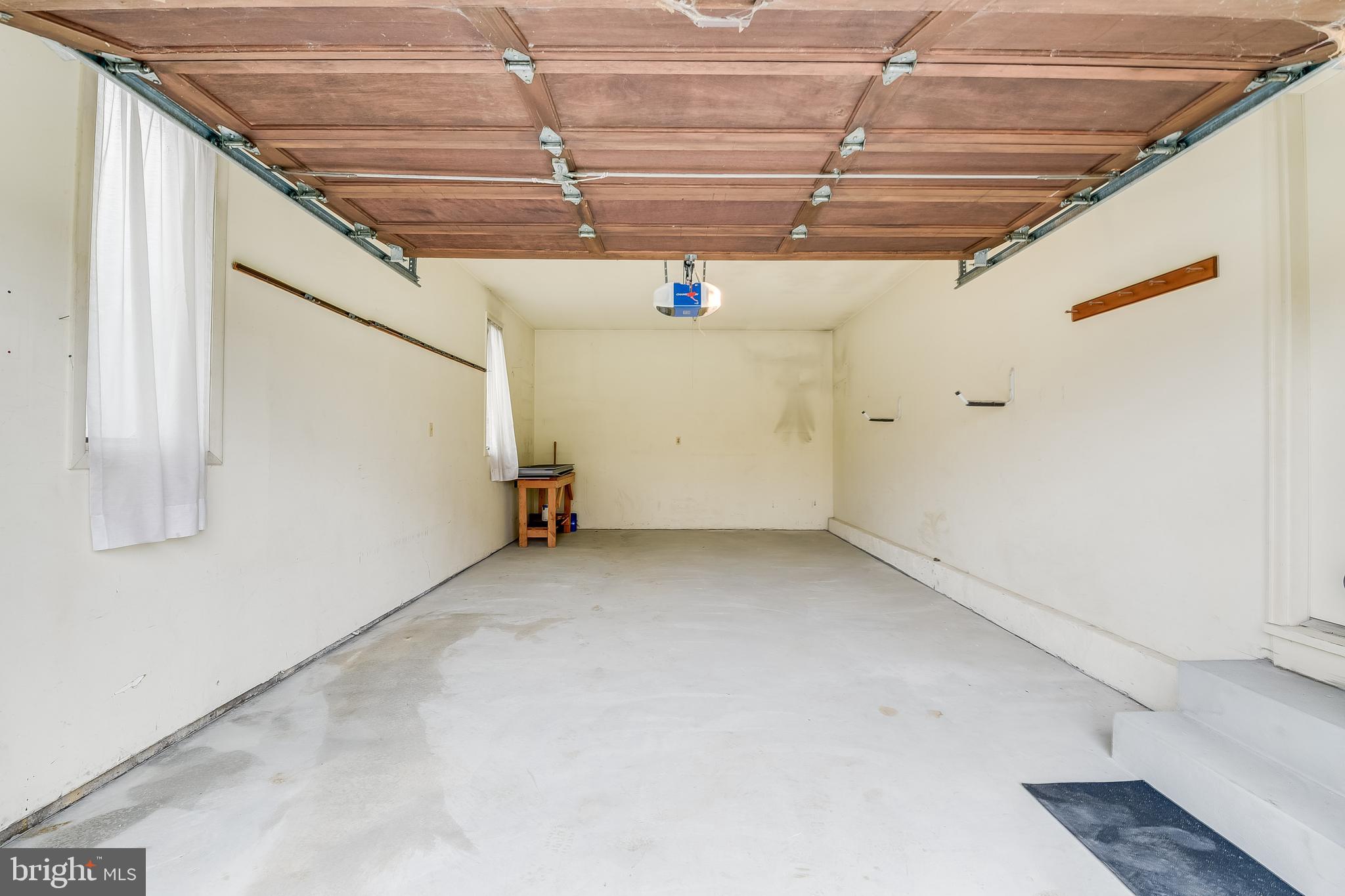 PERRING WOODS - Residential