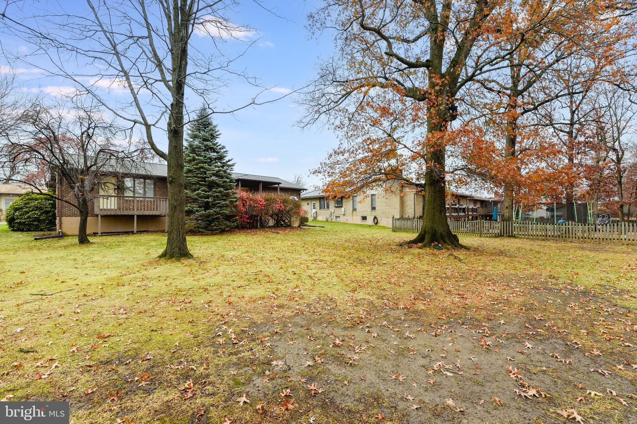 PERRING WOODS - Residential