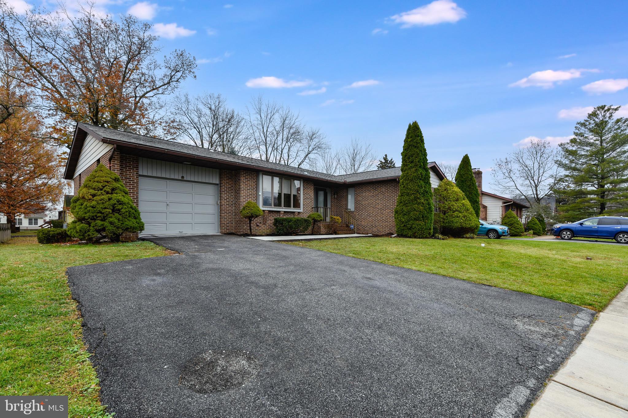 PERRING WOODS - Residential