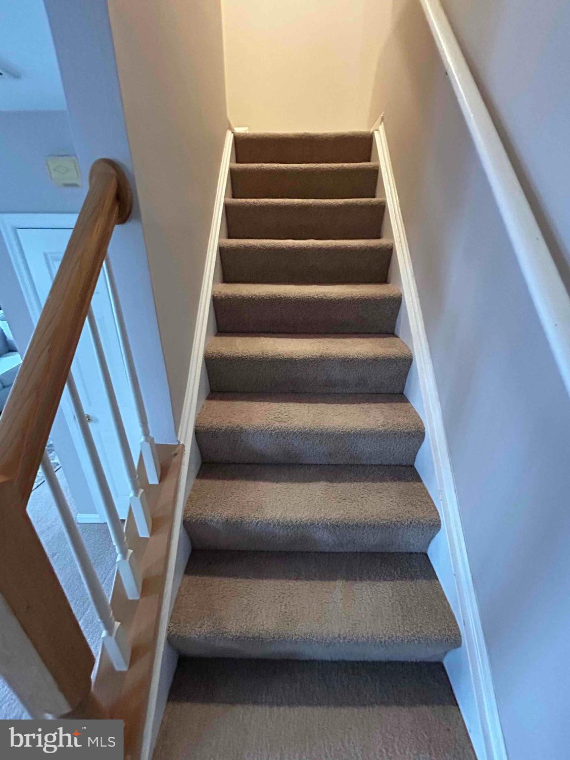 CONDO AT GUNSTON CORNER - Residential