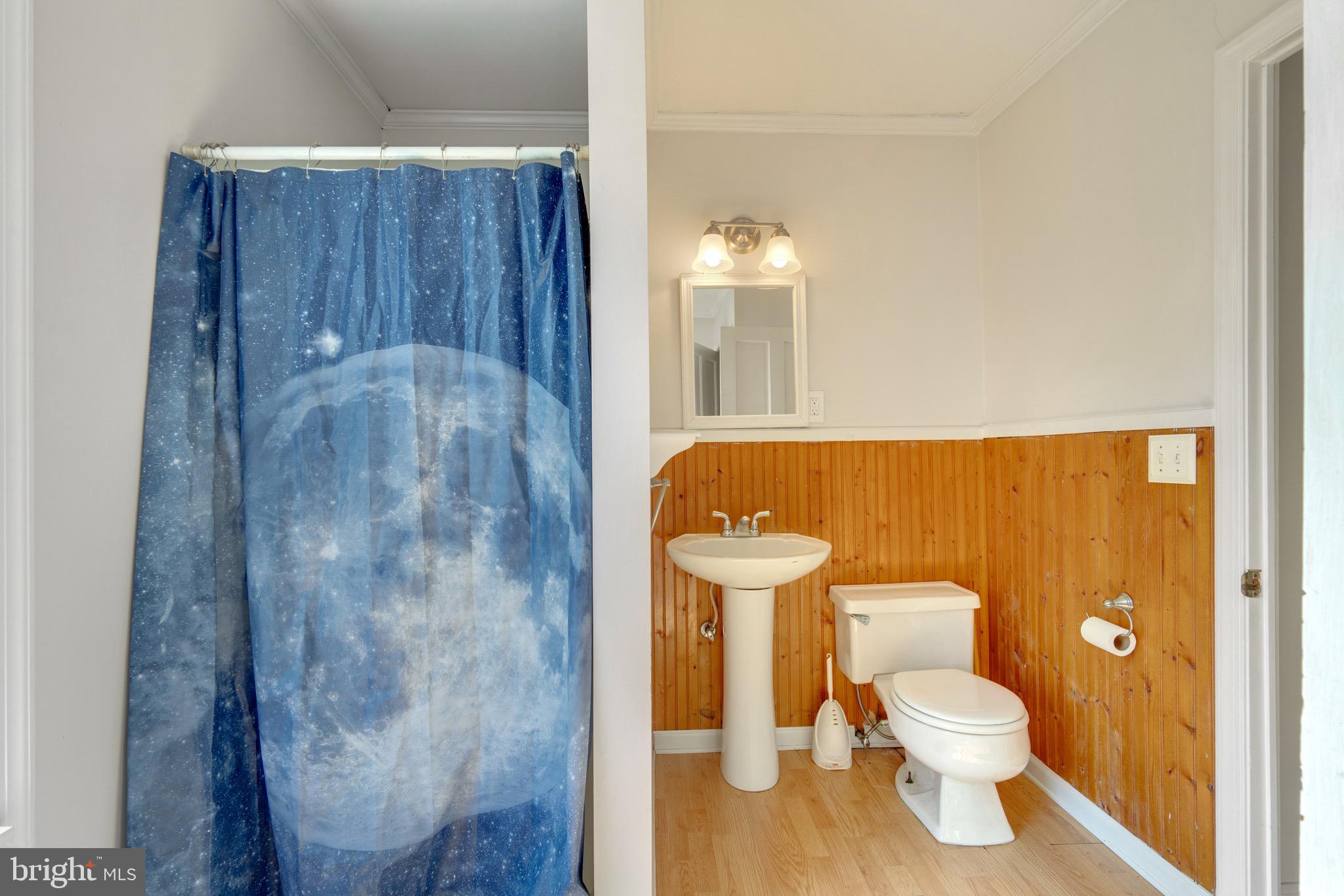 ROCK HALL - Residential