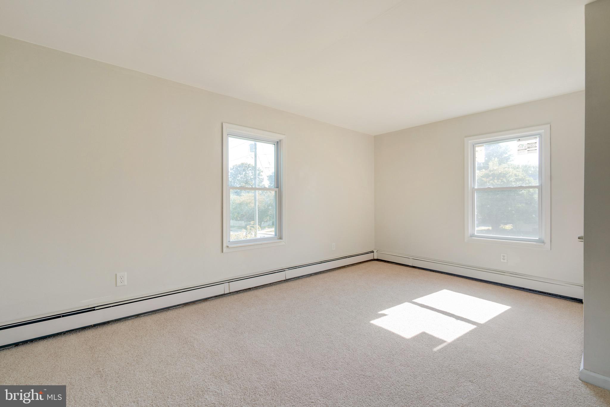 ROCK HALL - Residential