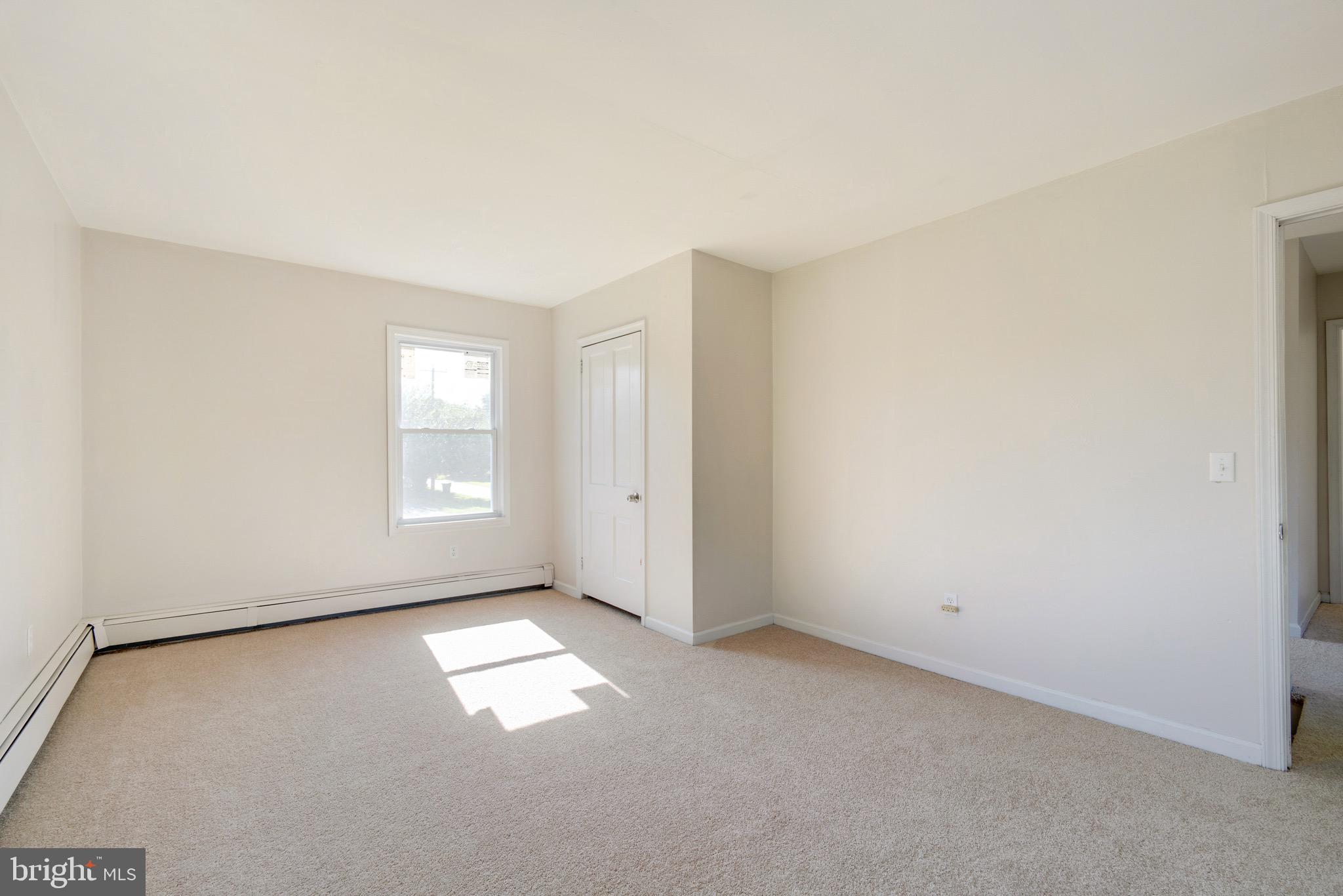 ROCK HALL - Residential