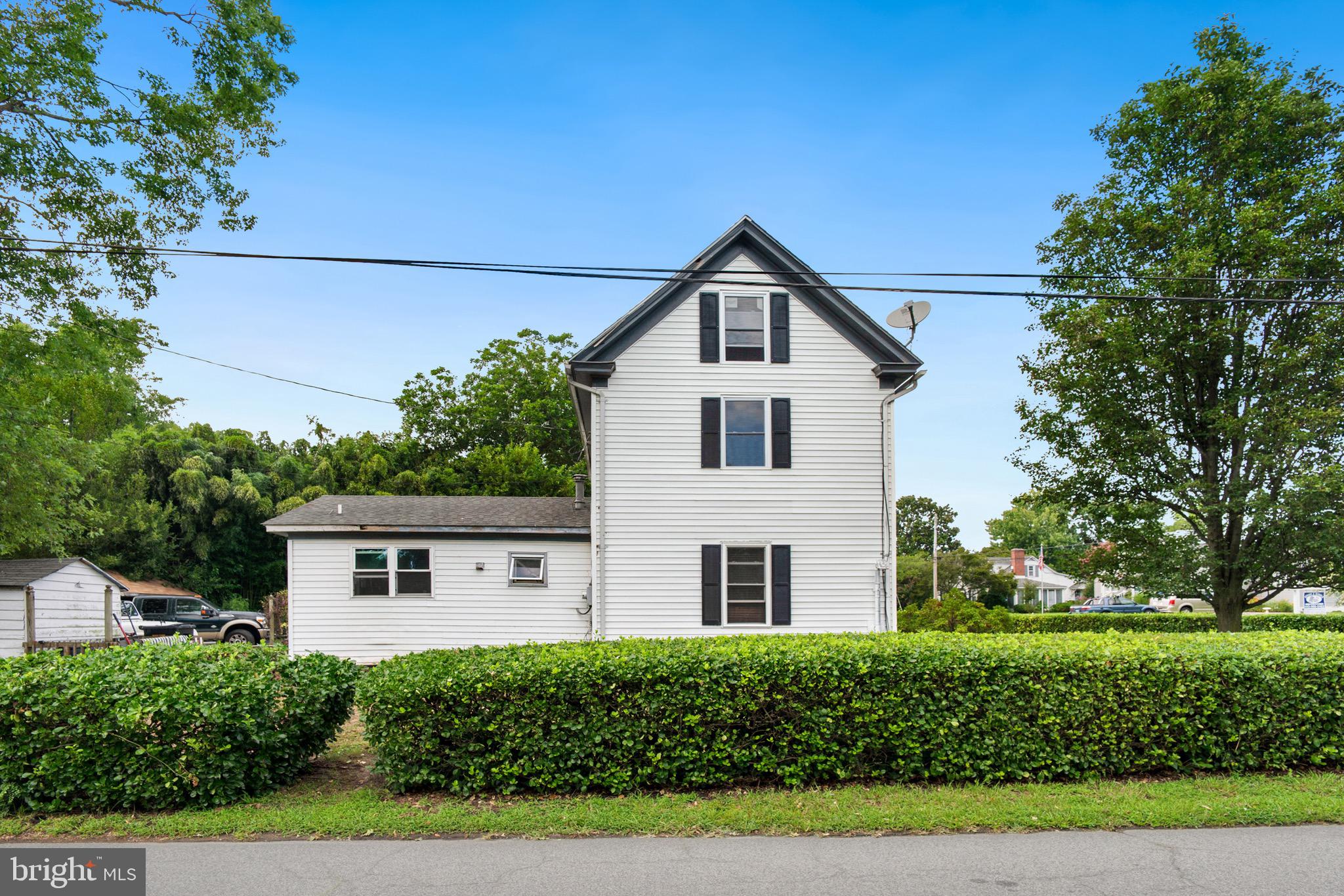 ROCK HALL - Residential