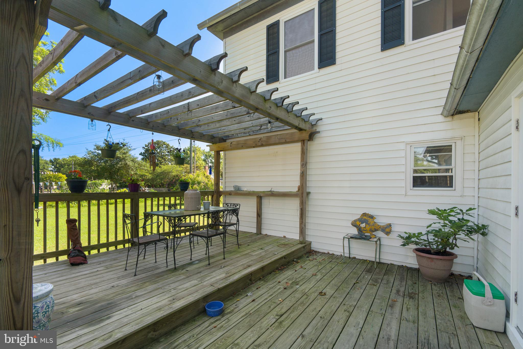 ROCK HALL - Residential