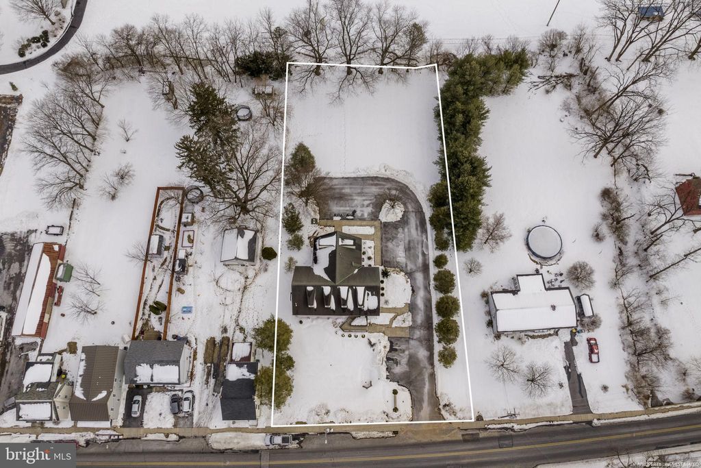 Photo of 20 S Reamstown Road, STEVENS, PA 17578 (MLS # PALA2083288)