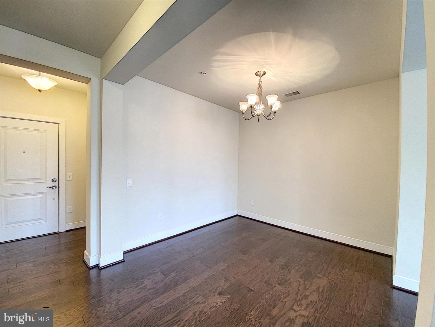 FLATS AT METROWEST - Residential Lease