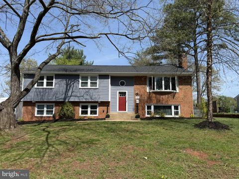 9418 ROBNEL AVENUE MANASSAS VA 20110