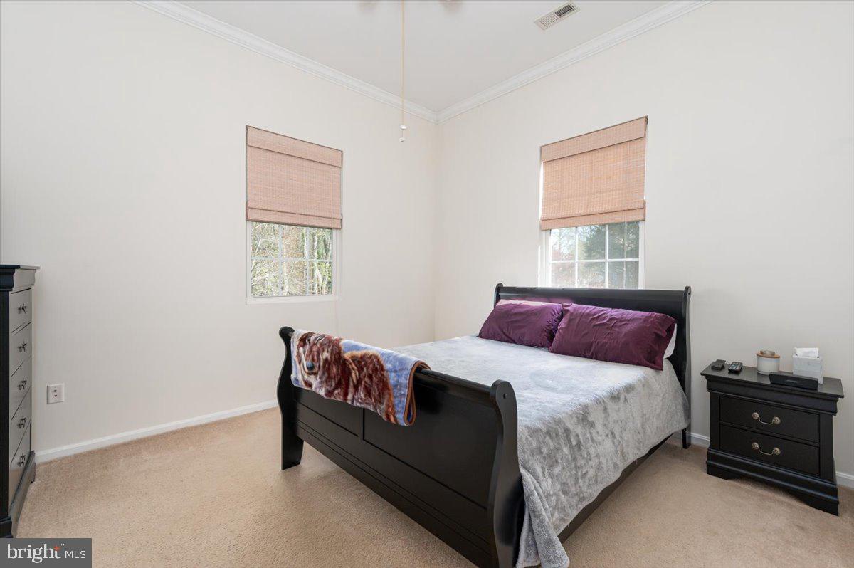 HOLLAND CLIFF SHORES - Residential