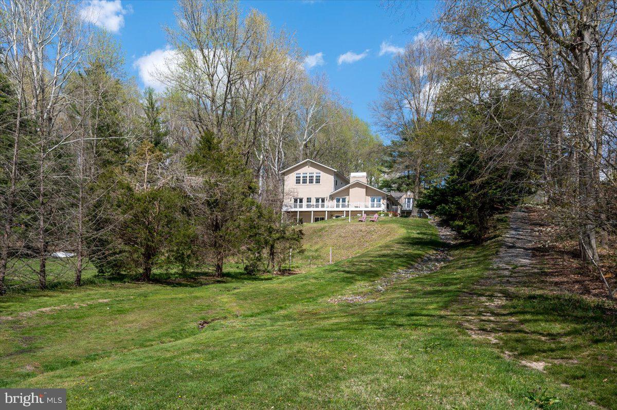 HOLLAND CLIFF SHORES - Residential