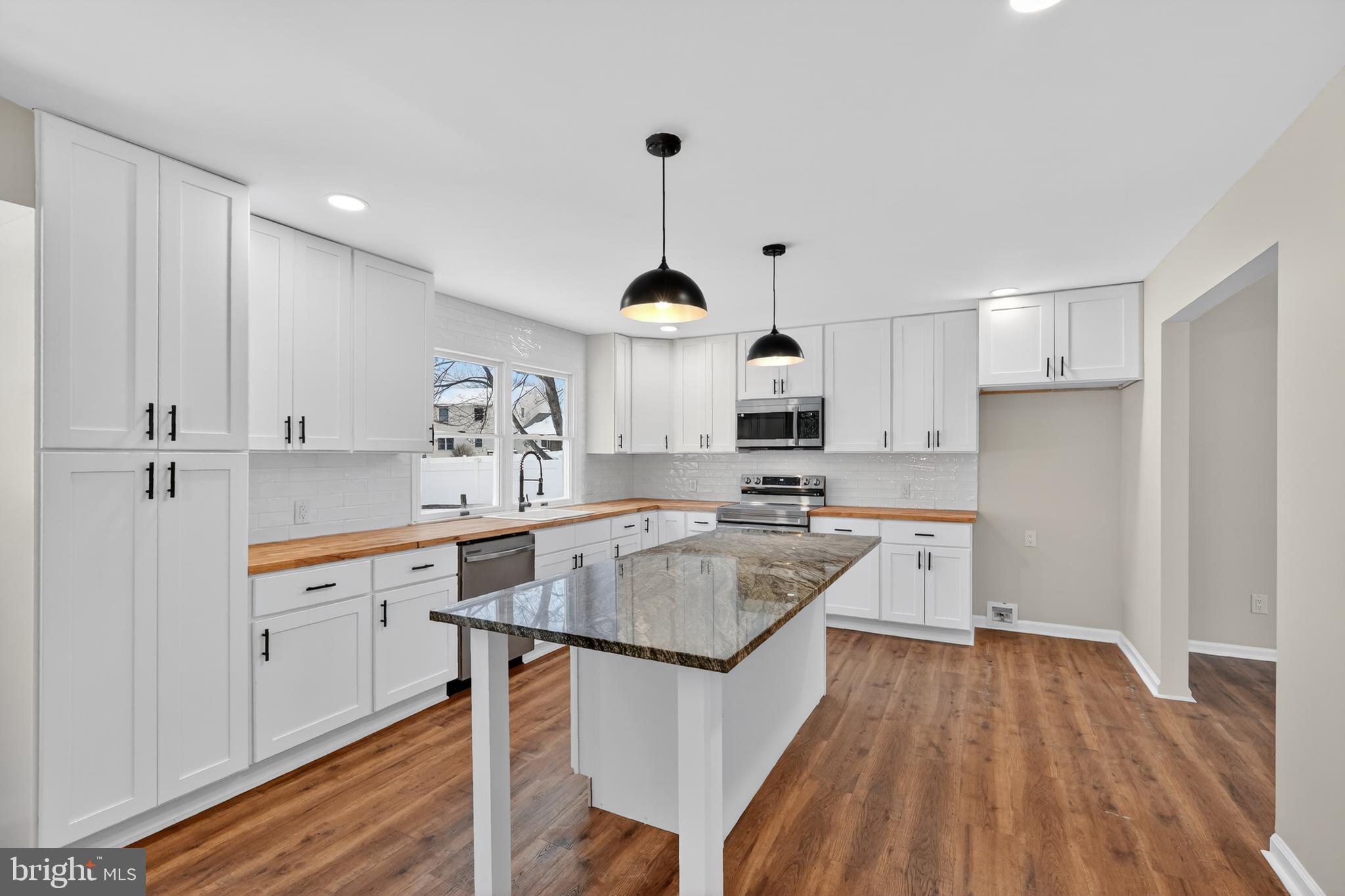 LEXINGTON FARMS - Residential