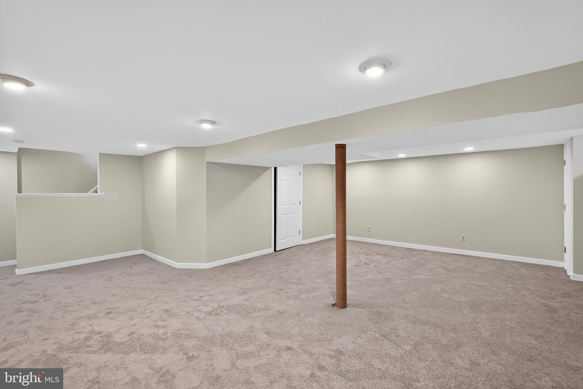 LEXINGTON FARMS - Residential