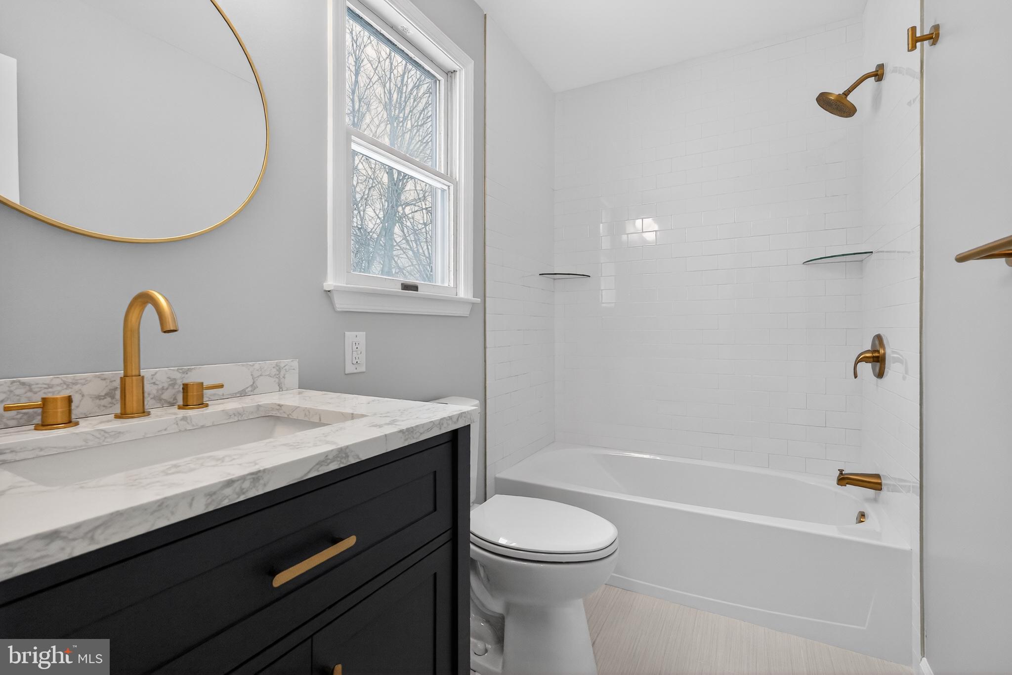 LEXINGTON FARMS - Residential