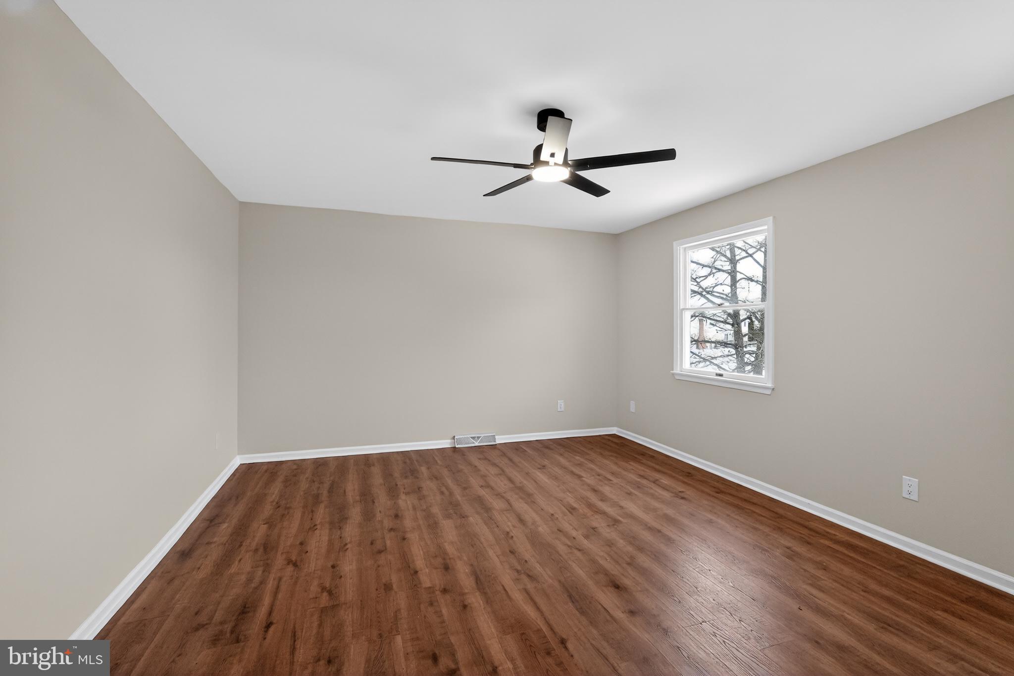 LEXINGTON FARMS - Residential