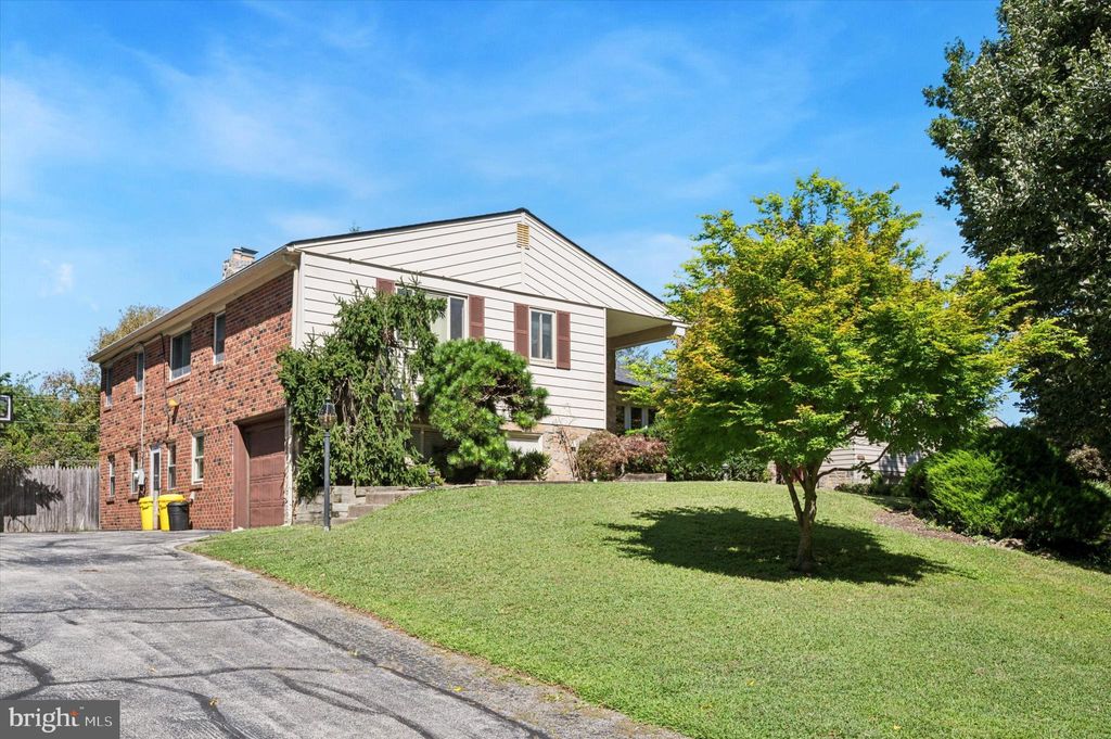 Photo of 1200 Gainsboro Road, BALA CYNWYD, PA 19004 (MLS # PAMC2163924)