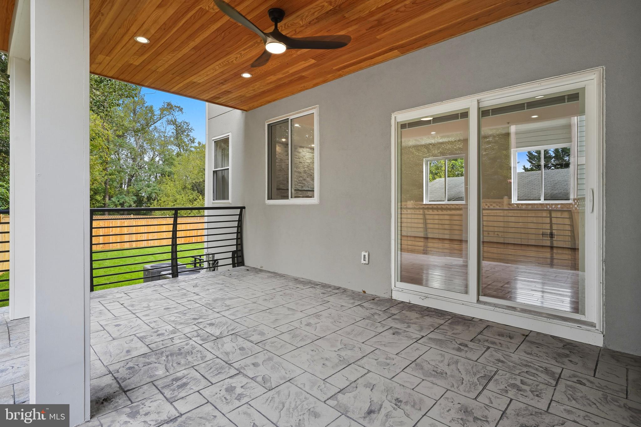 PT ROCKVILLE TWN RES 1 - Residential