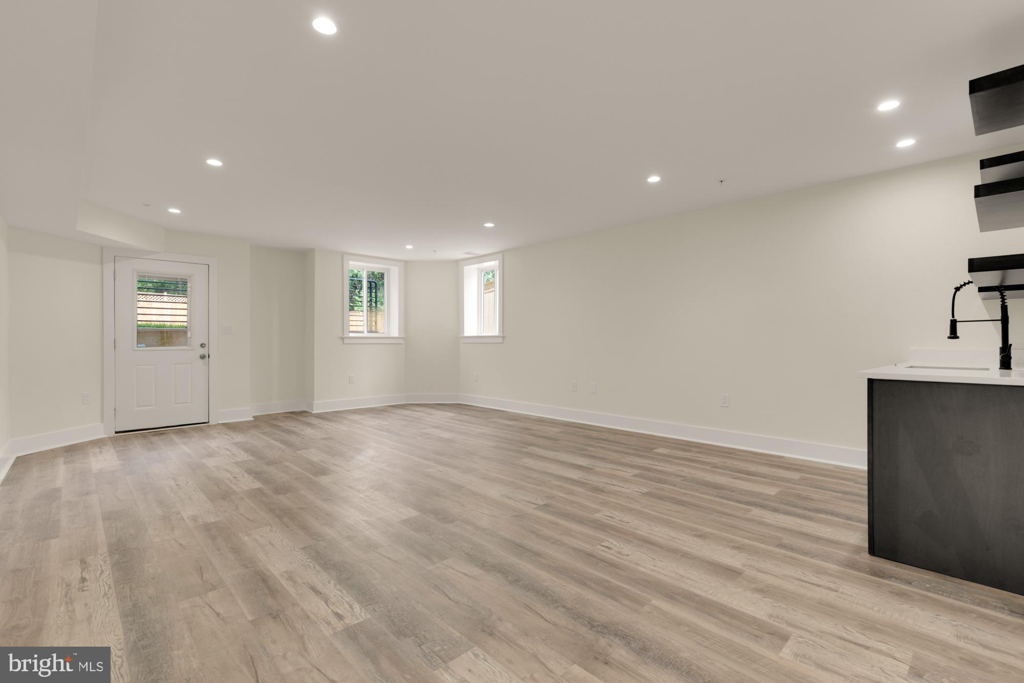 PT ROCKVILLE TWN RES 1 - Residential