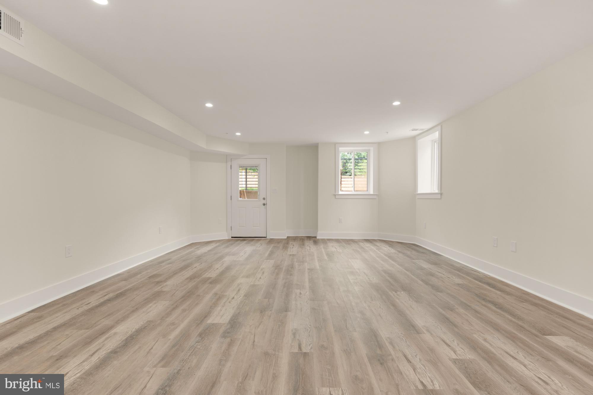 PT ROCKVILLE TWN RES 1 - Residential