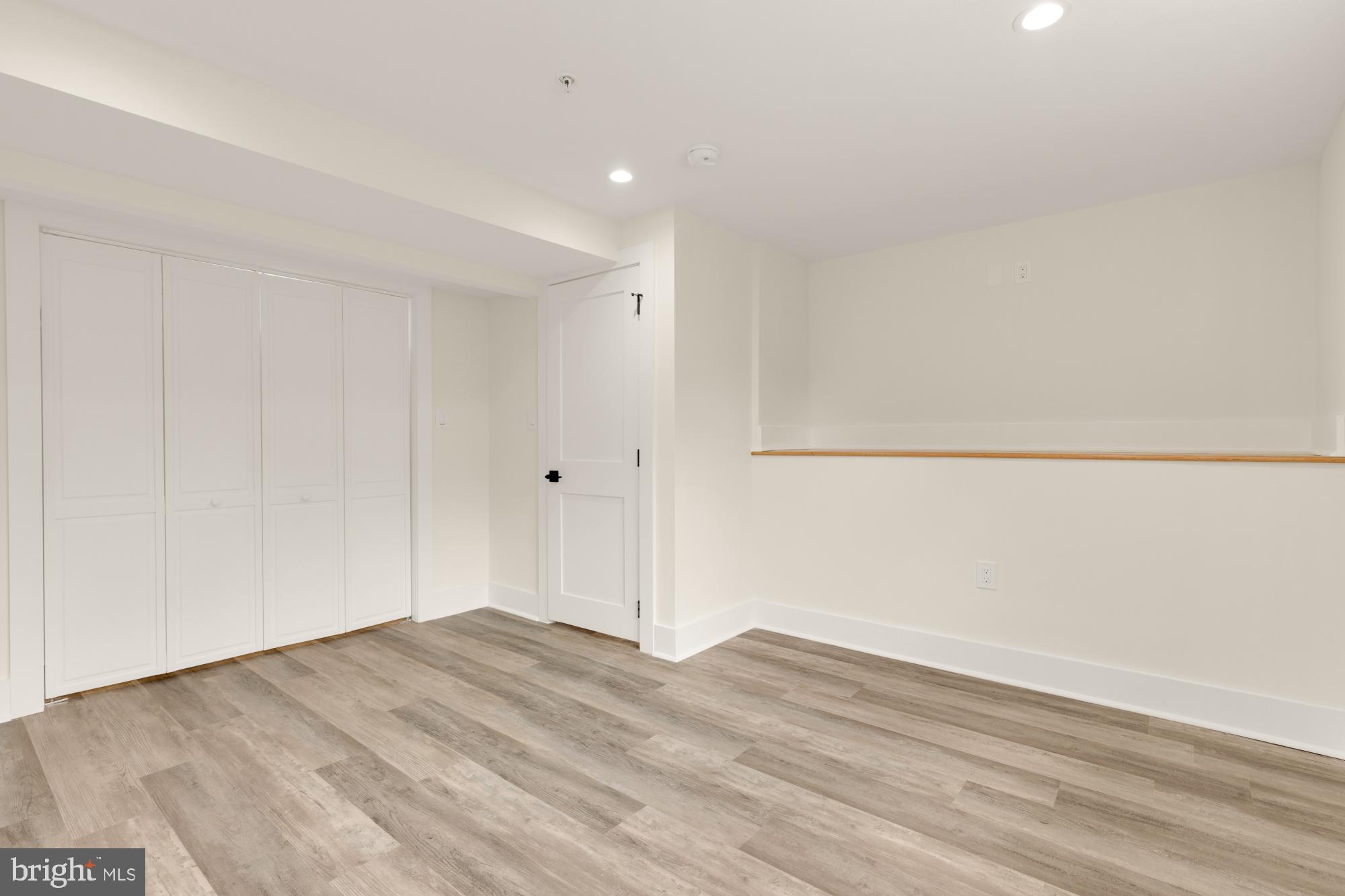 PT ROCKVILLE TWN RES 1 - Residential