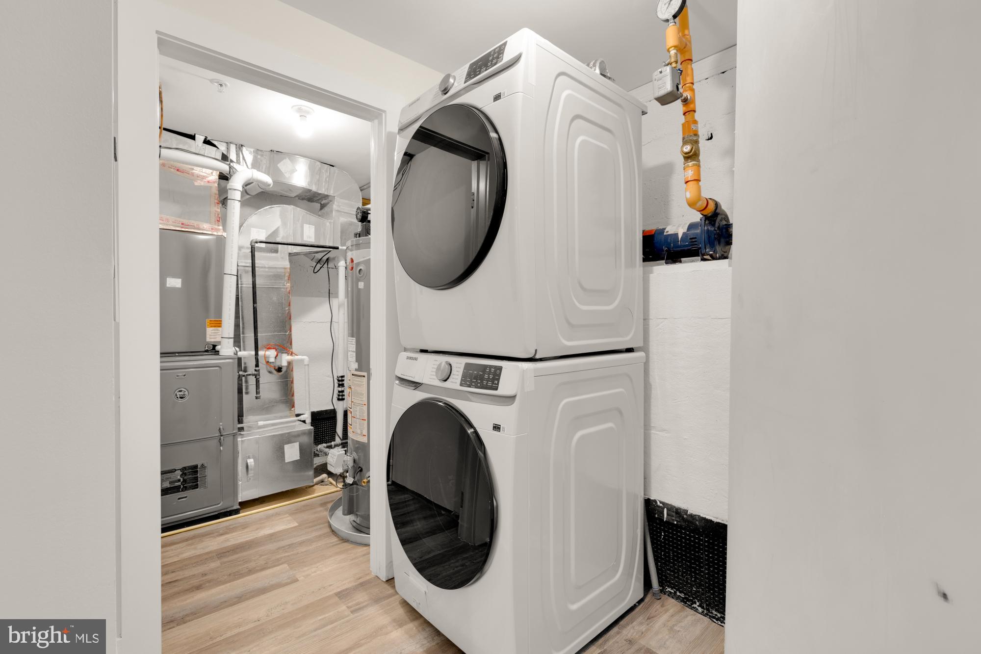 PT ROCKVILLE TWN RES 1 - Residential