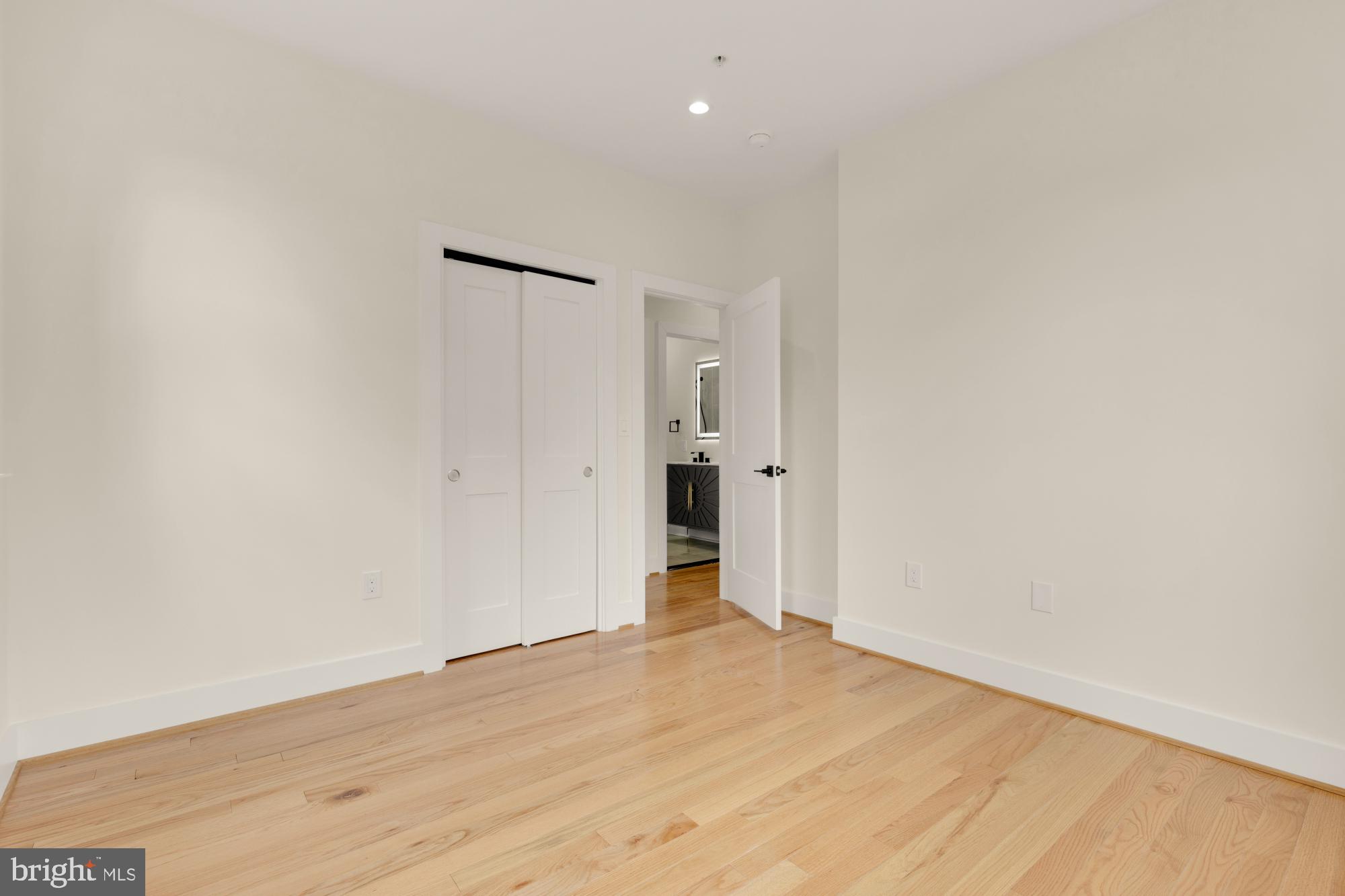 PT ROCKVILLE TWN RES 1 - Residential