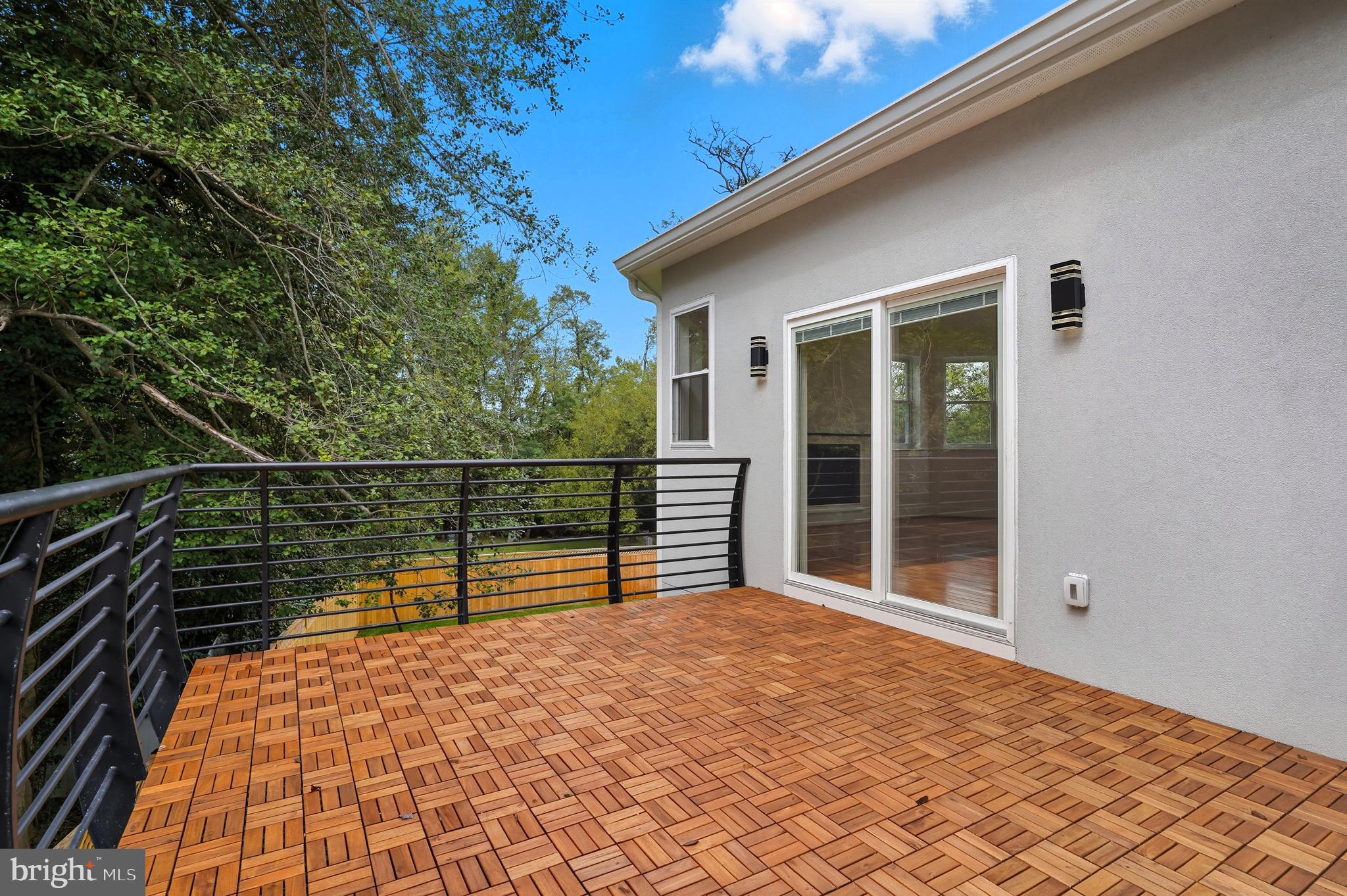 PT ROCKVILLE TWN RES 1 - Residential