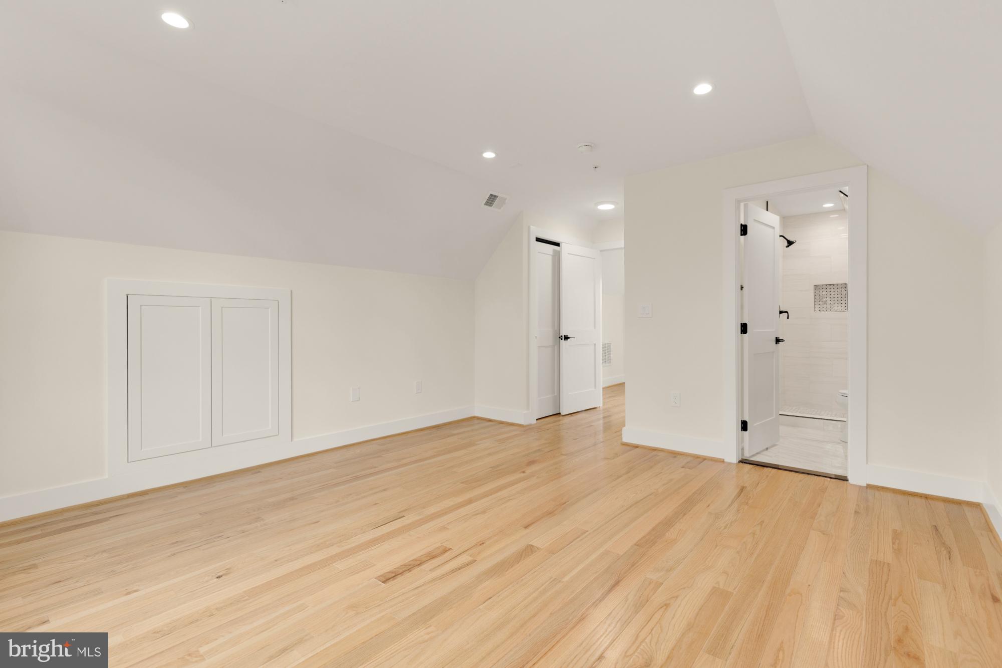 PT ROCKVILLE TWN RES 1 - Residential