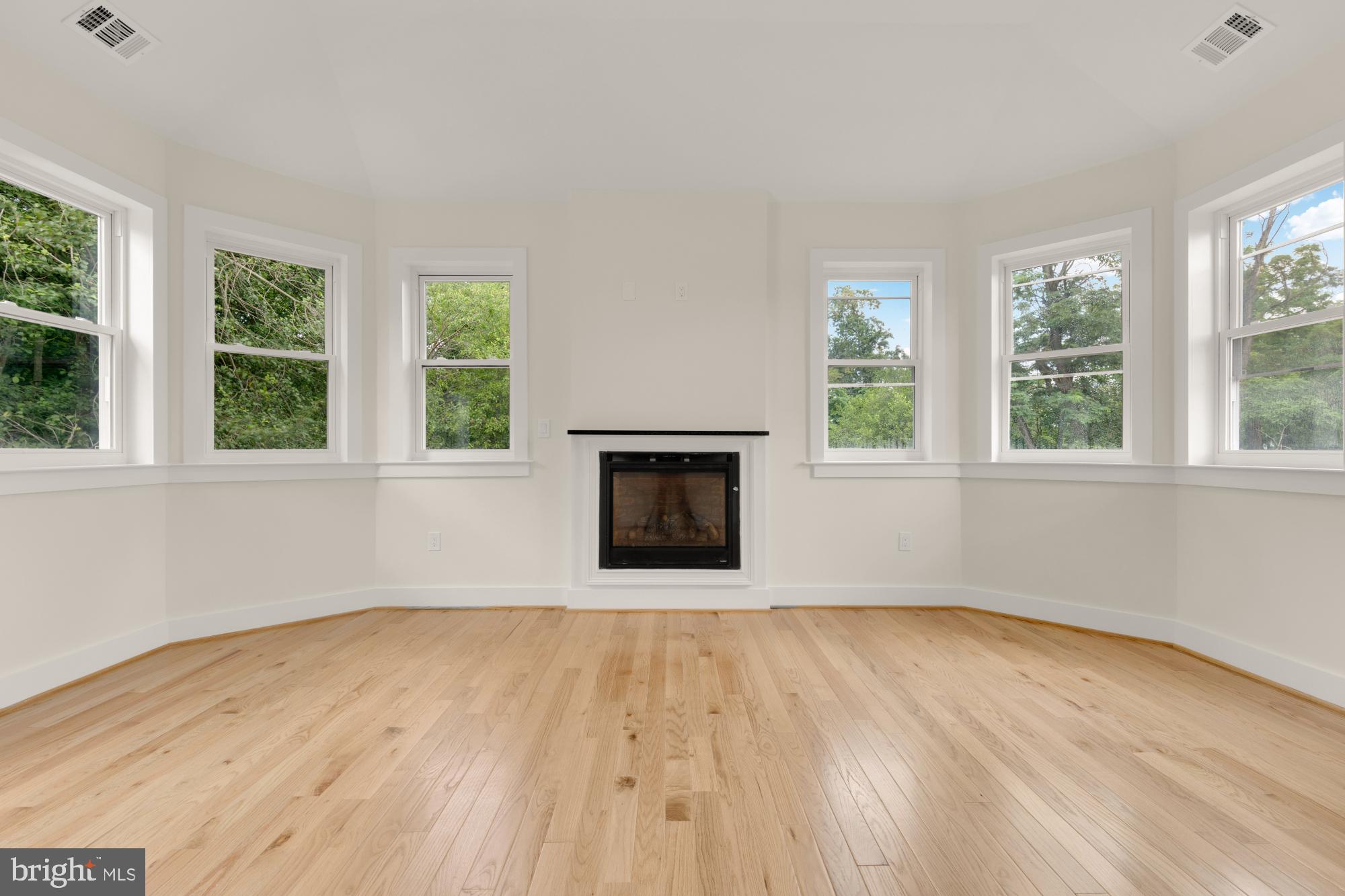 PT ROCKVILLE TWN RES 1 - Residential