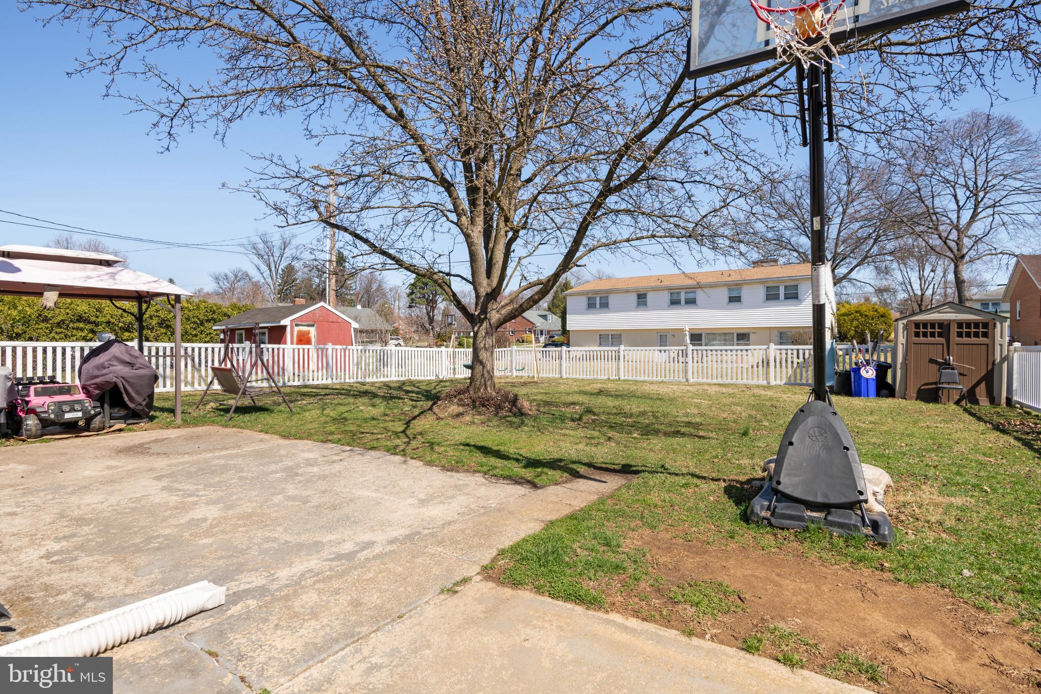 FAYFIELD - Residential