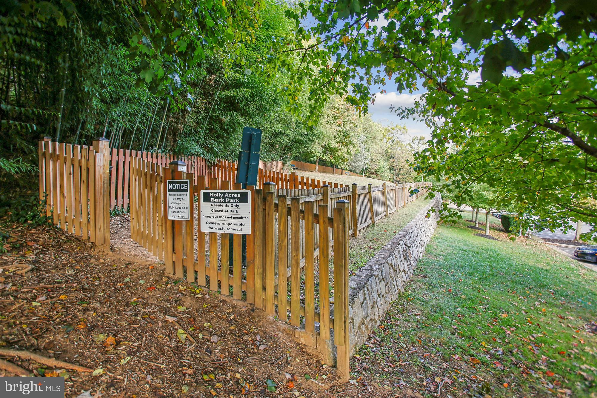 HOLLY ACRES - Residential