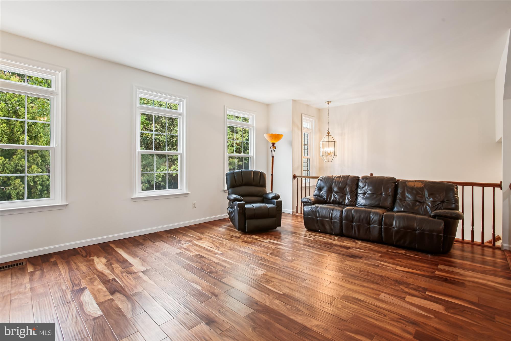 HOLLY ACRES - Residential