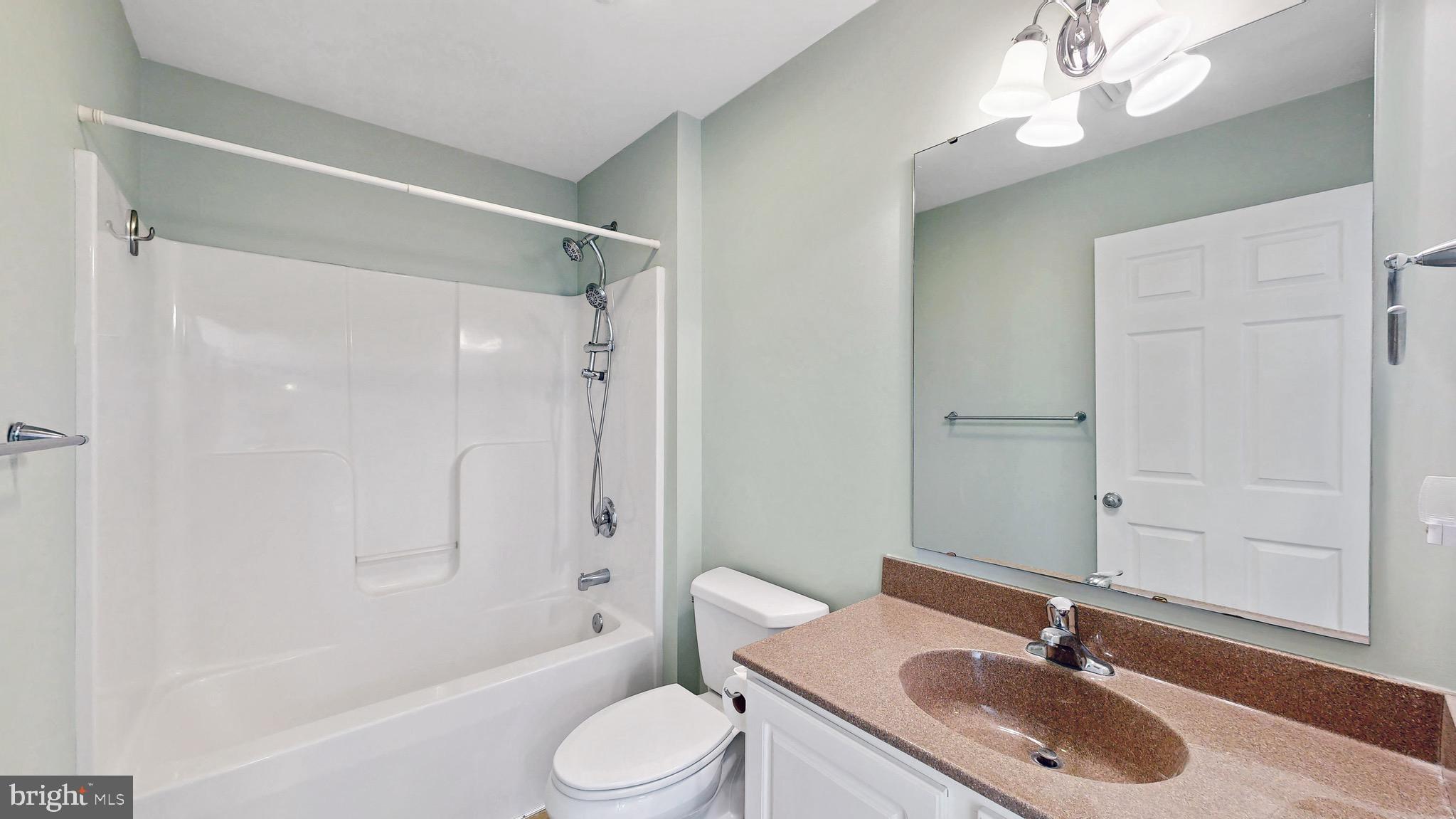 HUNTERS MILL ESTATES - Residential