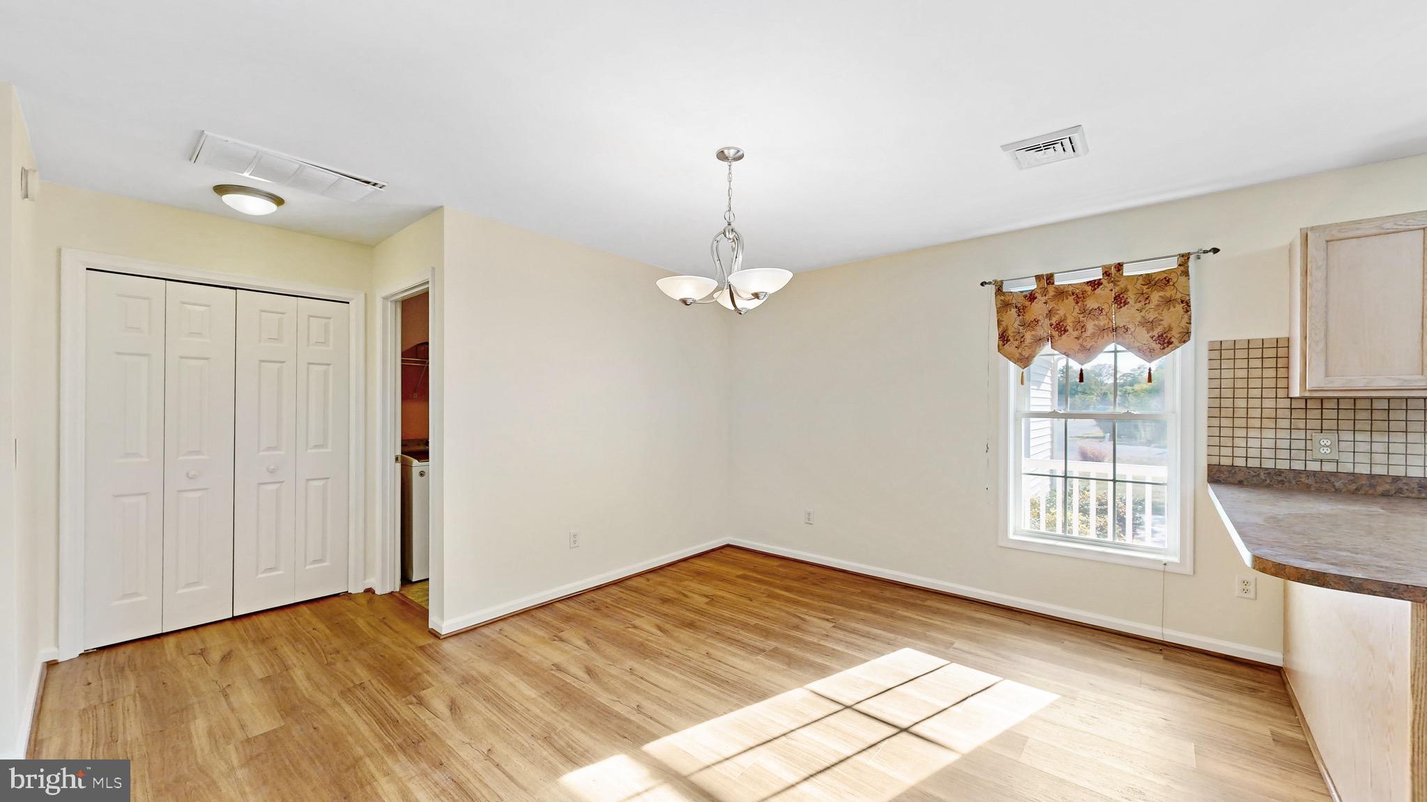 HUNTERS MILL ESTATES - Residential