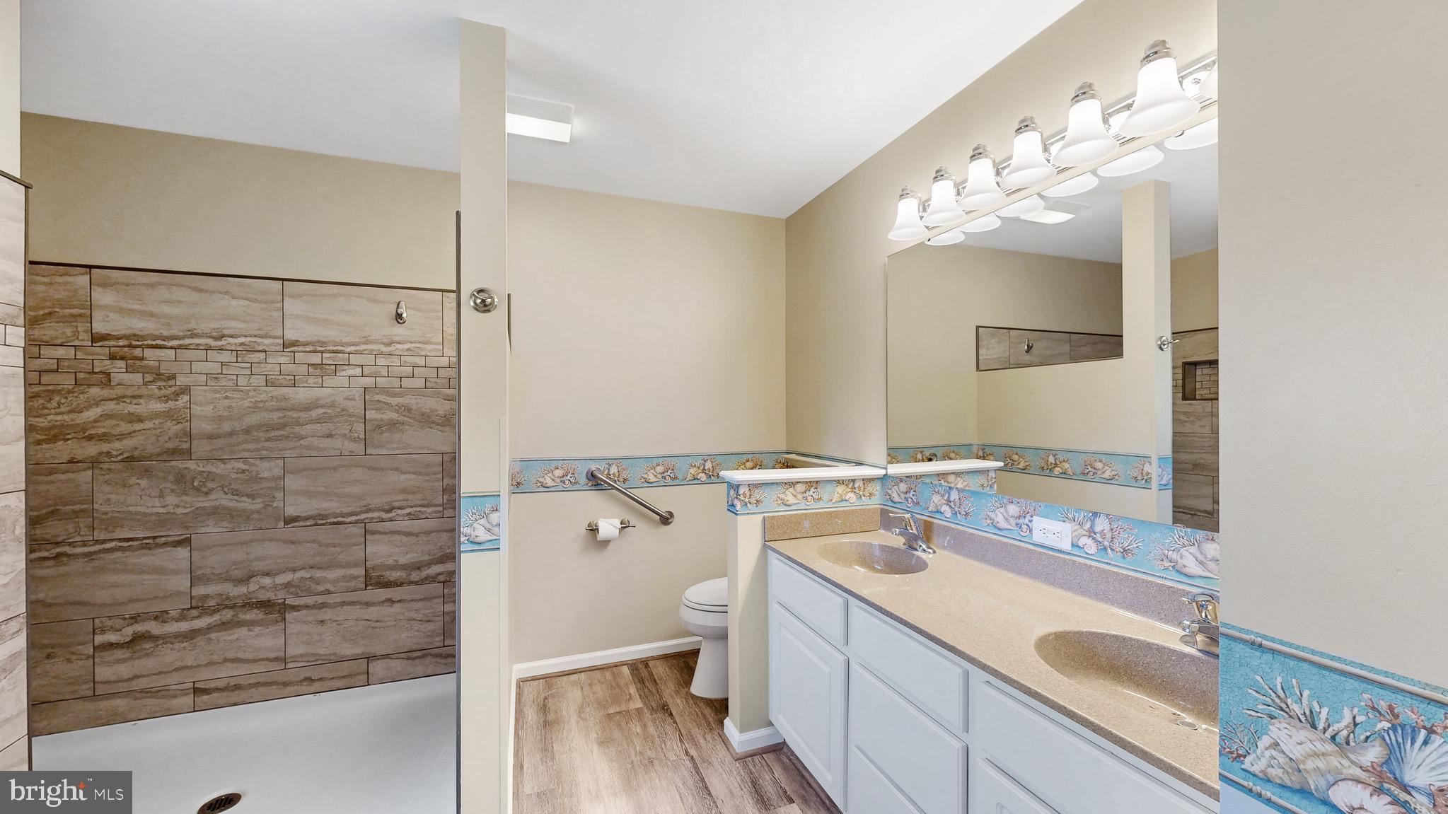 HUNTERS MILL ESTATES - Residential