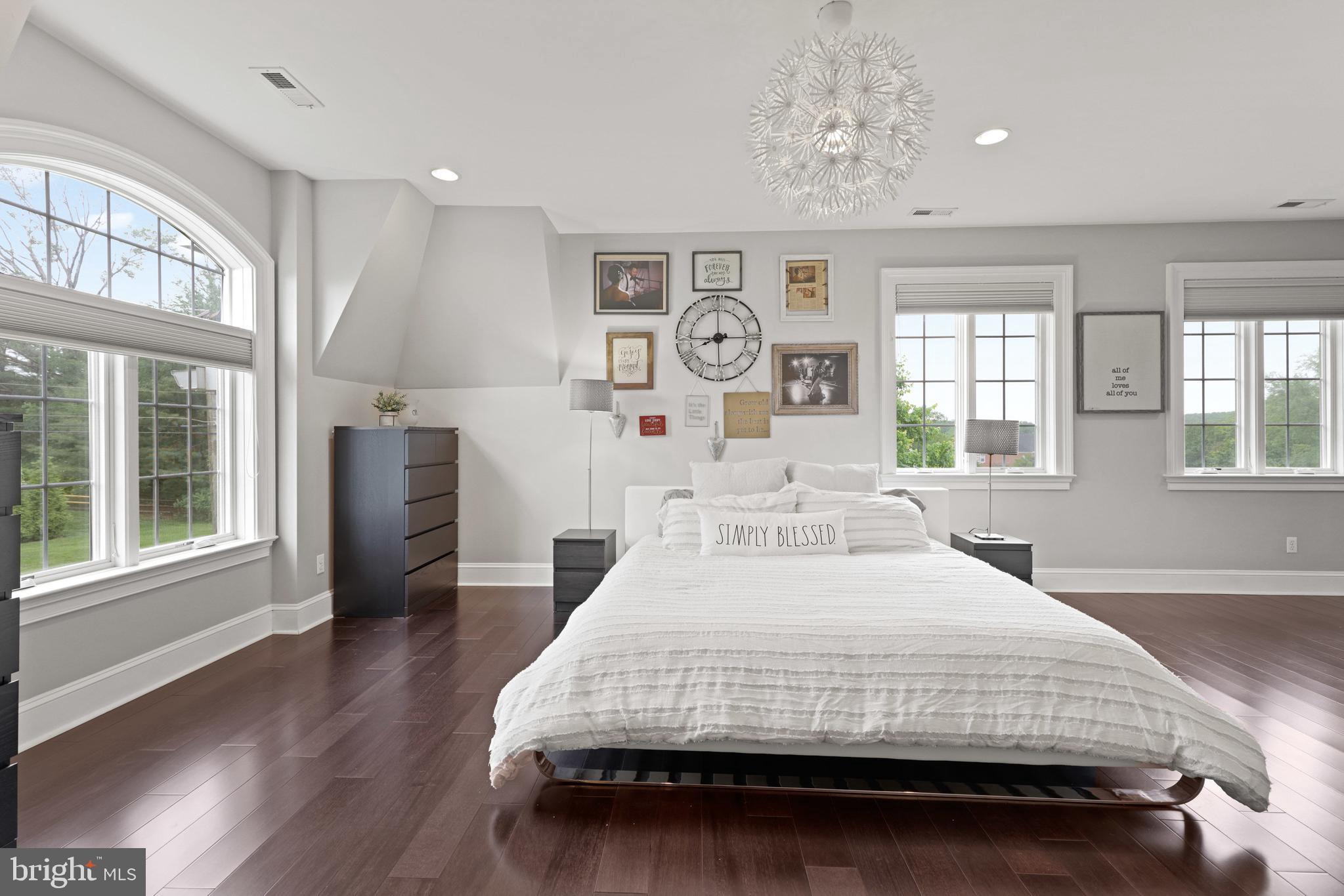 TIMBERLINE PARK - Residential