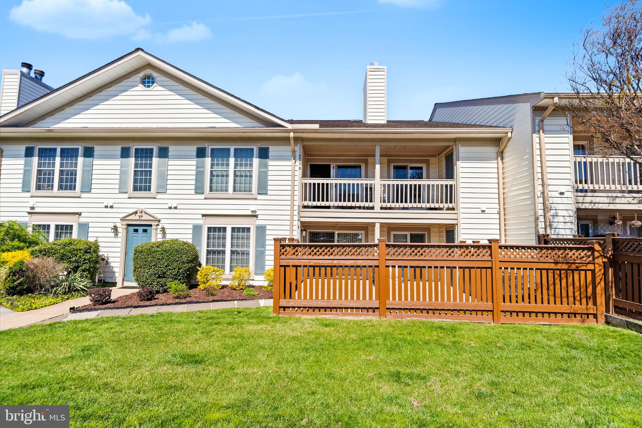 6060 ESSEX HOUSE SQUARE B