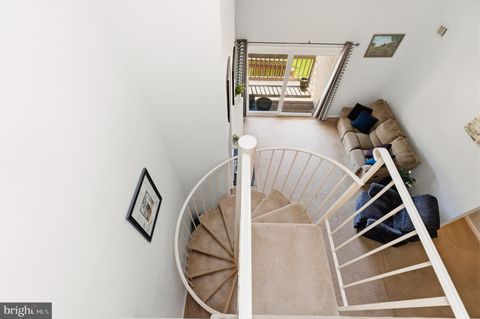 Tiny photo for 6060 - B Essex House Square, ALEXANDRIA, VA 22310 (MLS # VAFX2301400)