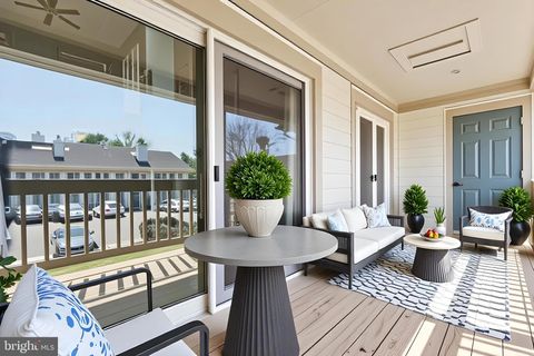 Tiny photo for 6060 - B Essex House Square, ALEXANDRIA, VA 22310 (MLS # VAFX2301400)