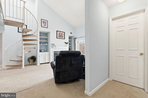 Tiny photo for 6060 - B Essex House Square, ALEXANDRIA, VA 22310 (MLS # VAFX2301400)