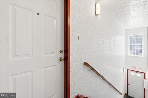 Tiny photo for 6060 - B Essex House Square, ALEXANDRIA, VA 22310 (MLS # VAFX2301400)