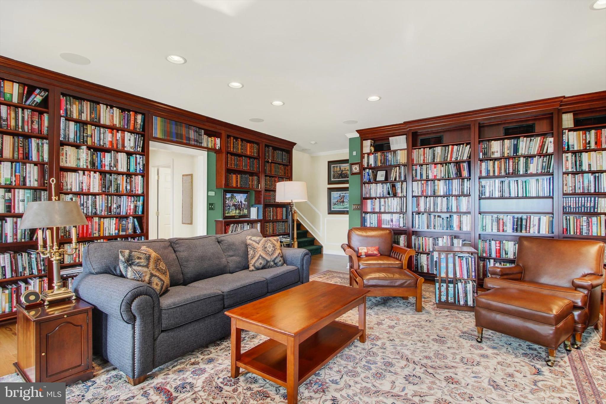 PENN NATIONAL GOLF COURSE COMMUNITY - Residential