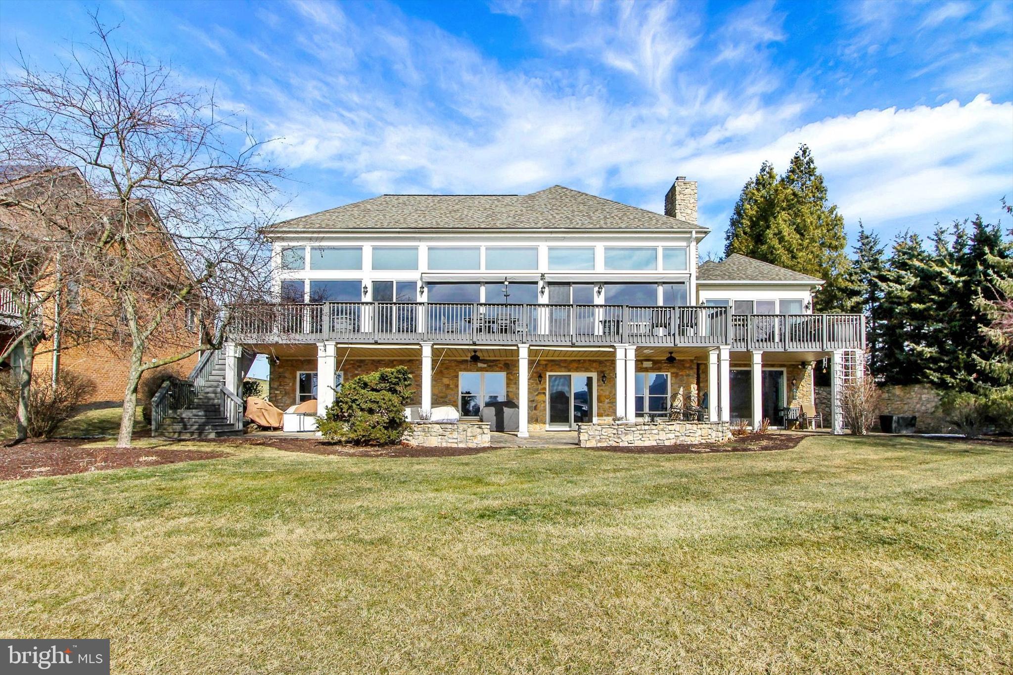 PENN NATIONAL GOLF COURSE COMMUNITY - Residential