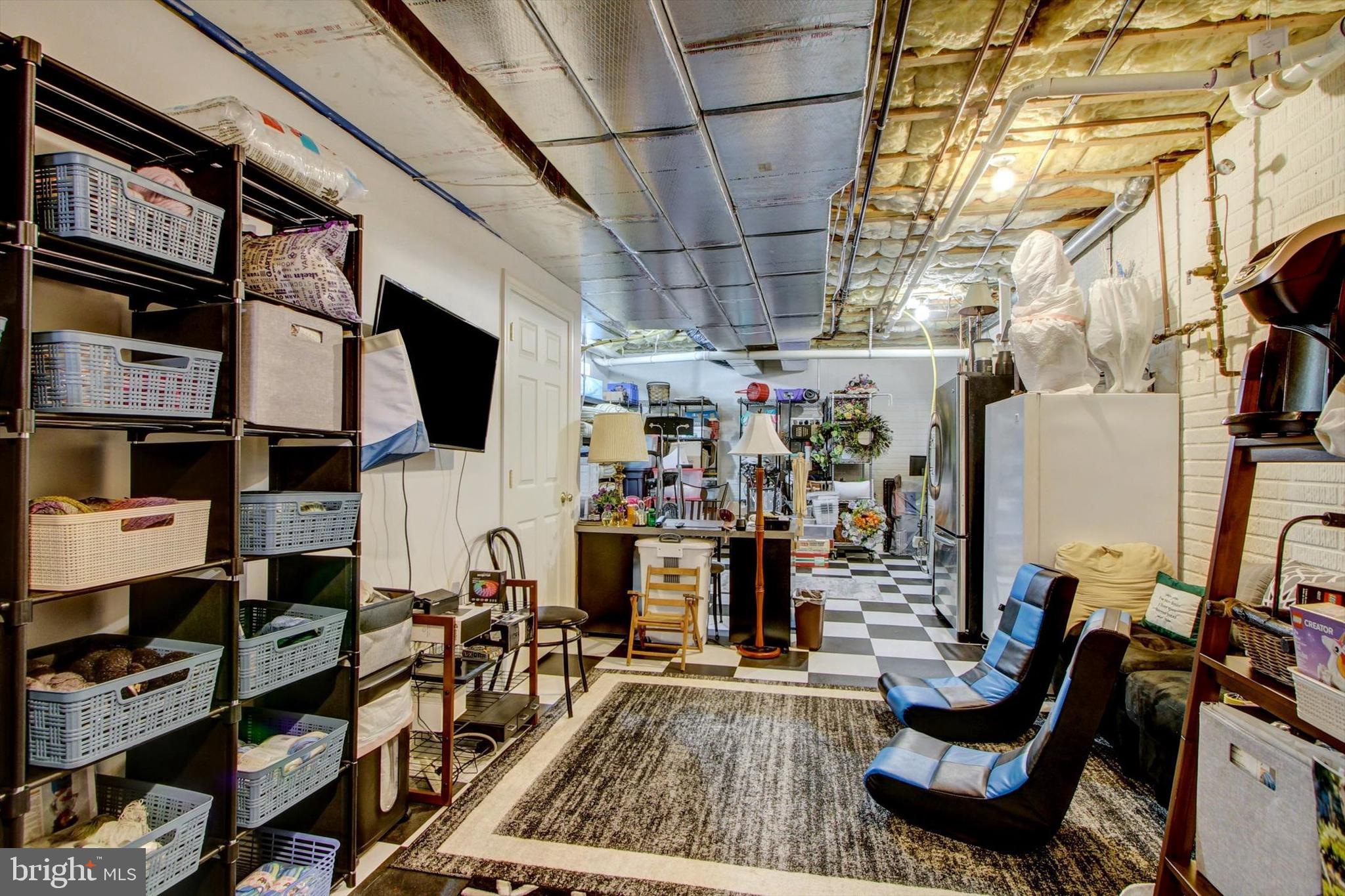 PENN NATIONAL GOLF COURSE COMMUNITY - Residential