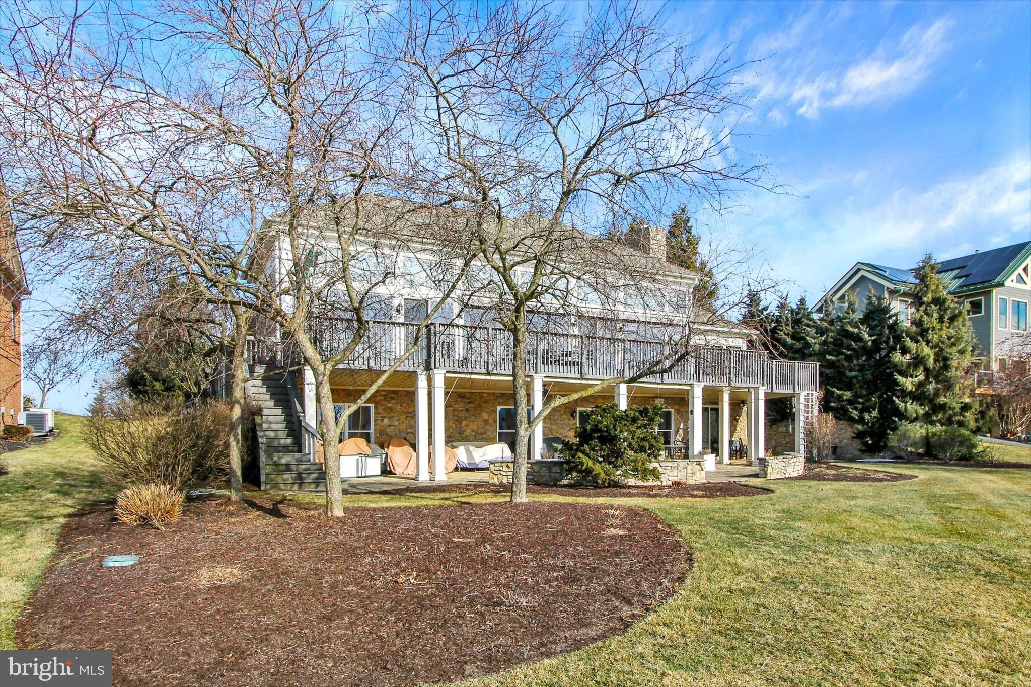 PENN NATIONAL GOLF COURSE COMMUNITY - Residential