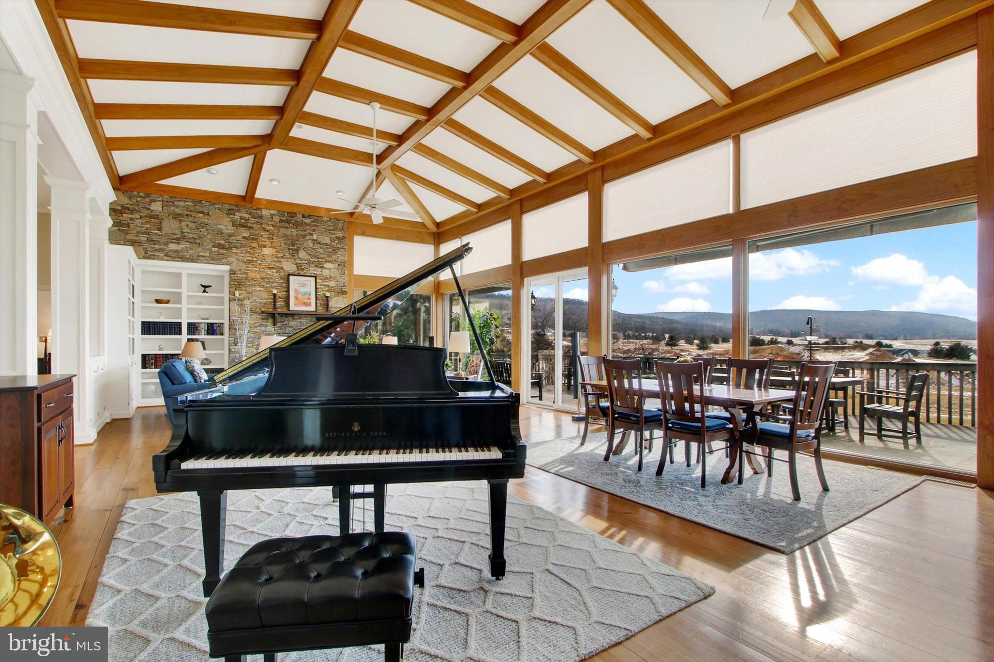 PENN NATIONAL GOLF COURSE COMMUNITY - Residential