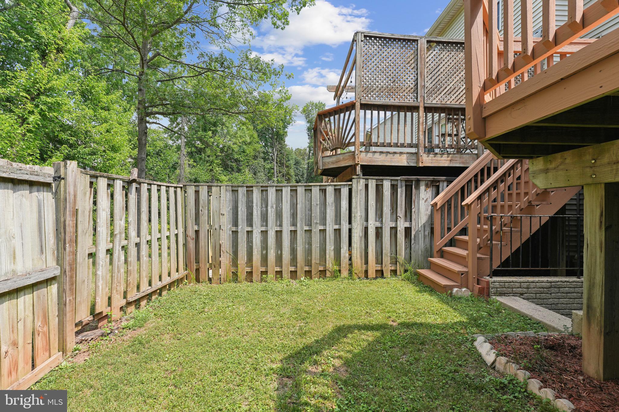 WOODGATE MANOR - Residential